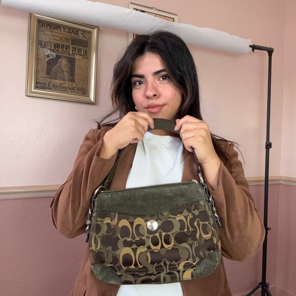Y2K Vintage Coach Olive Green Suede Handbag Authentic - Picture 3 of 4